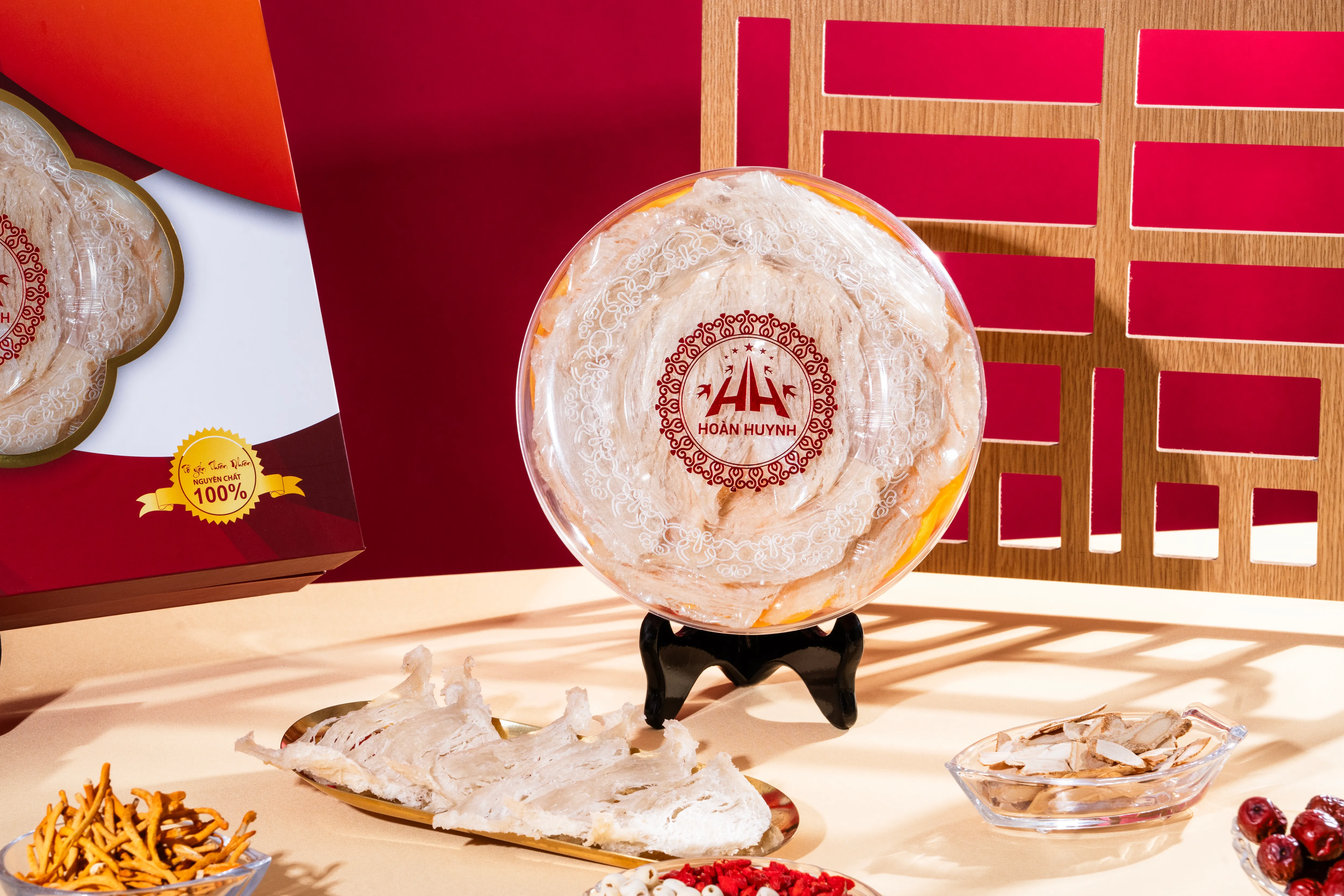 Yến Rút Lông Théo