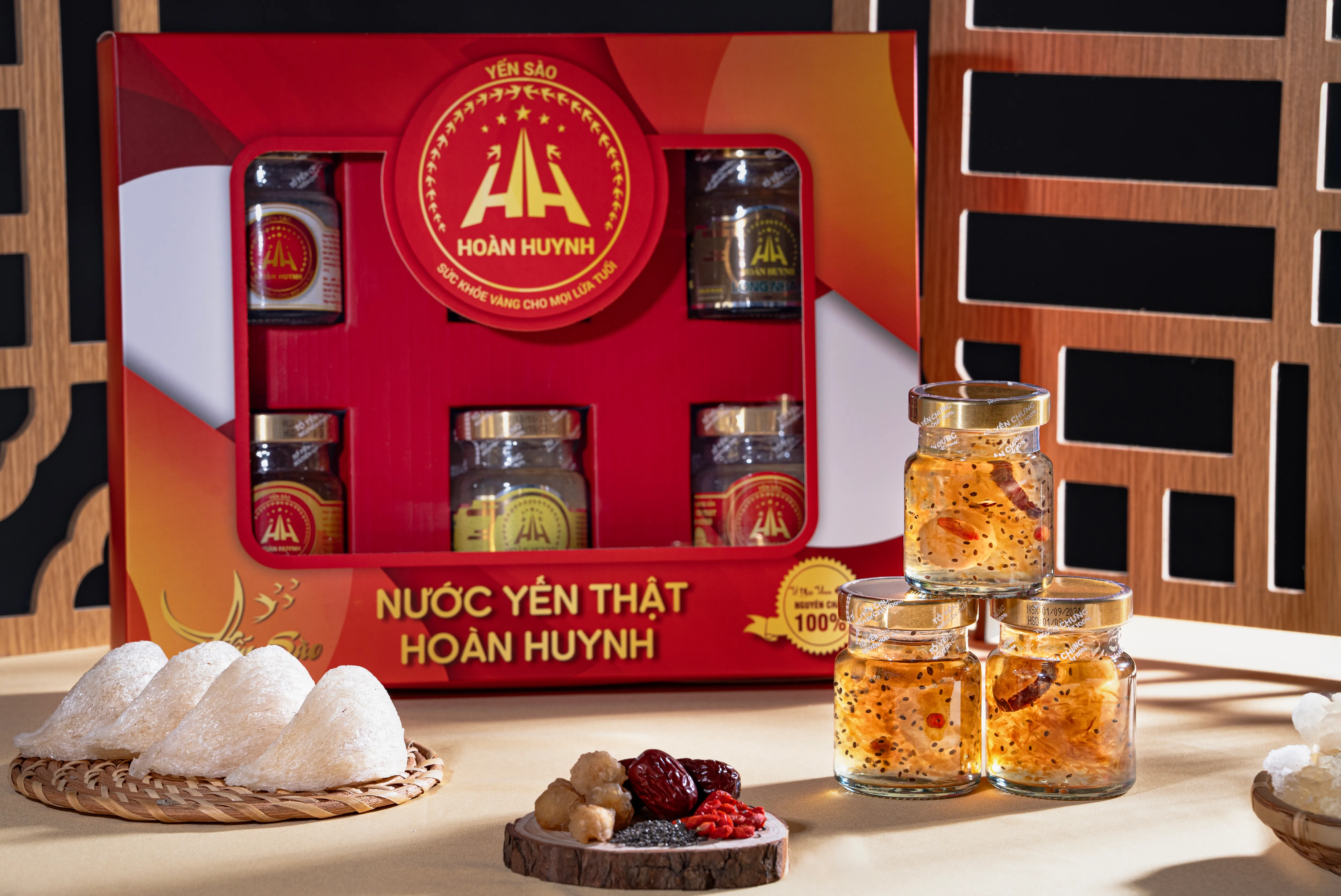 Yến Chưng Tứ Vị