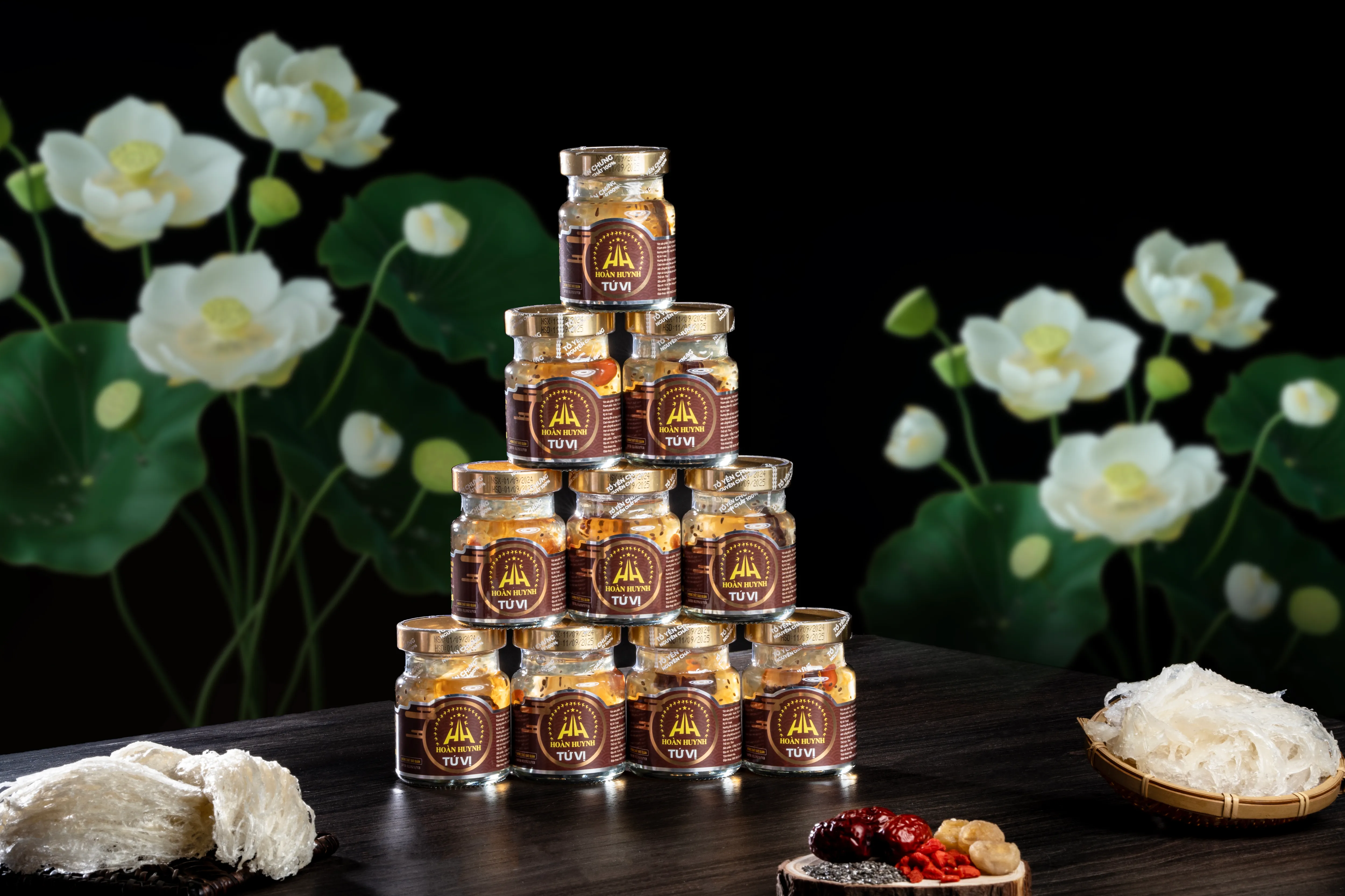 Yến Chưng Tứ Vị