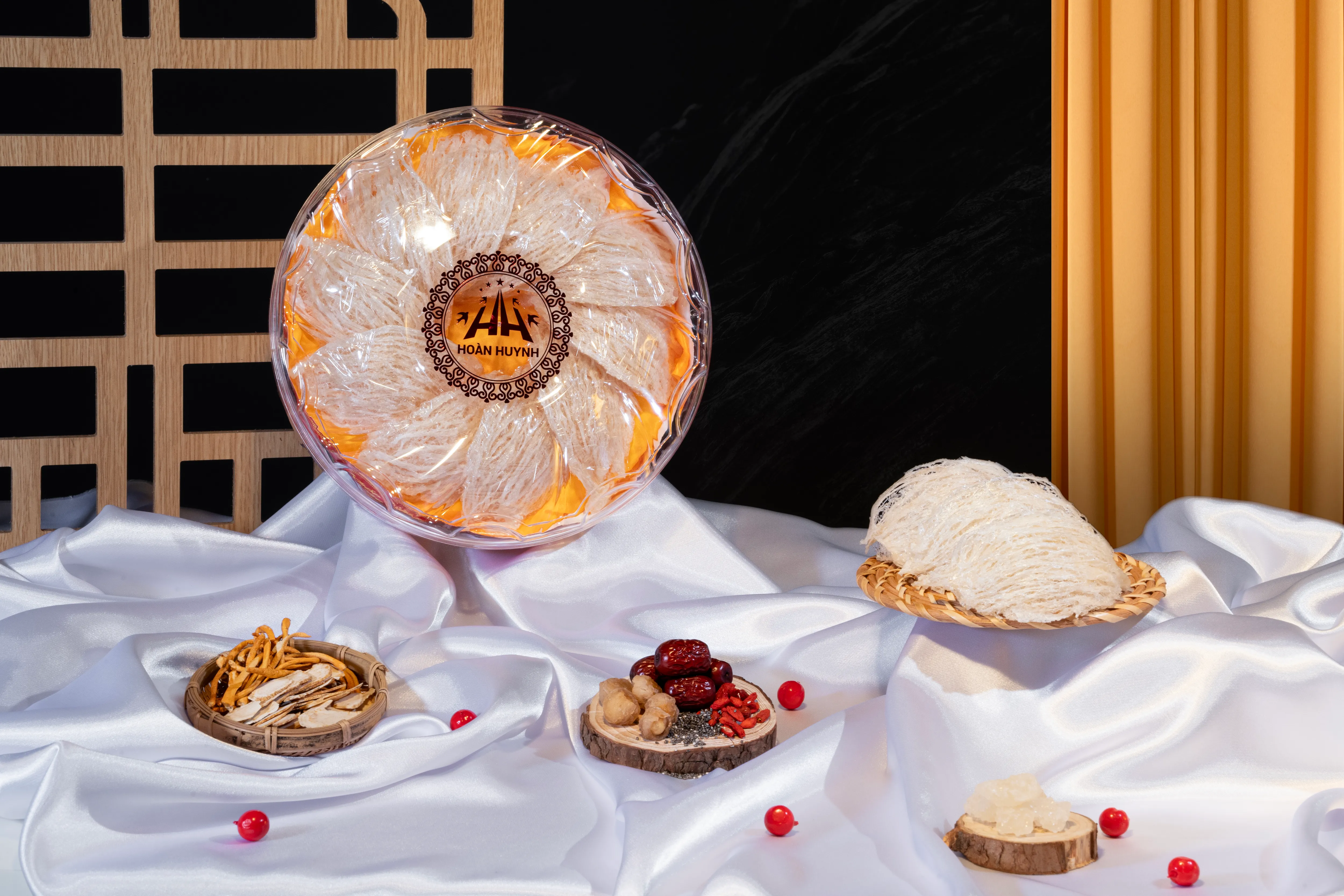 Yến Tinh Chế Đặc Biệt Hoàn Huynh