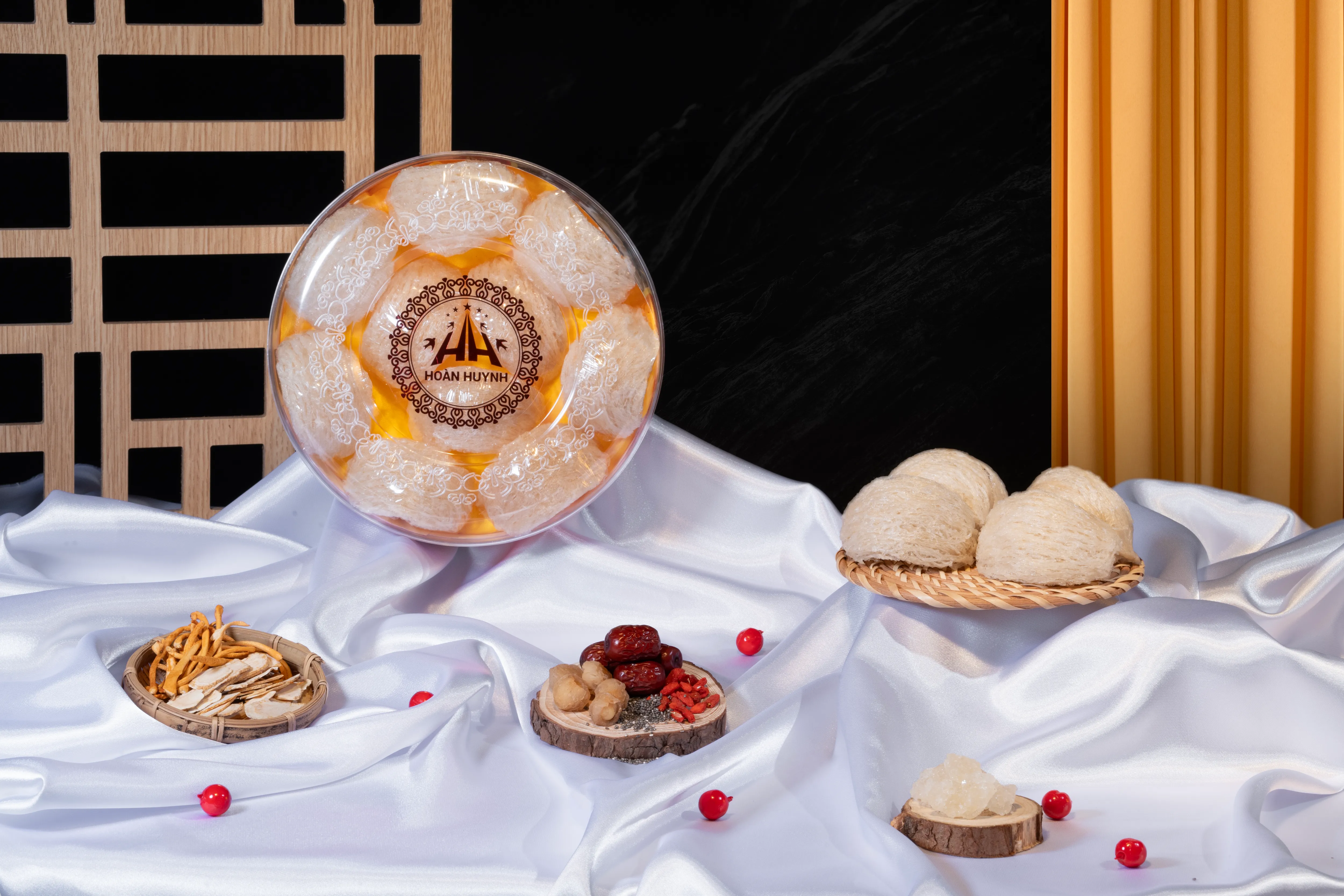 Yến Rút Lông Đặc Biệt Hoàn Huynh