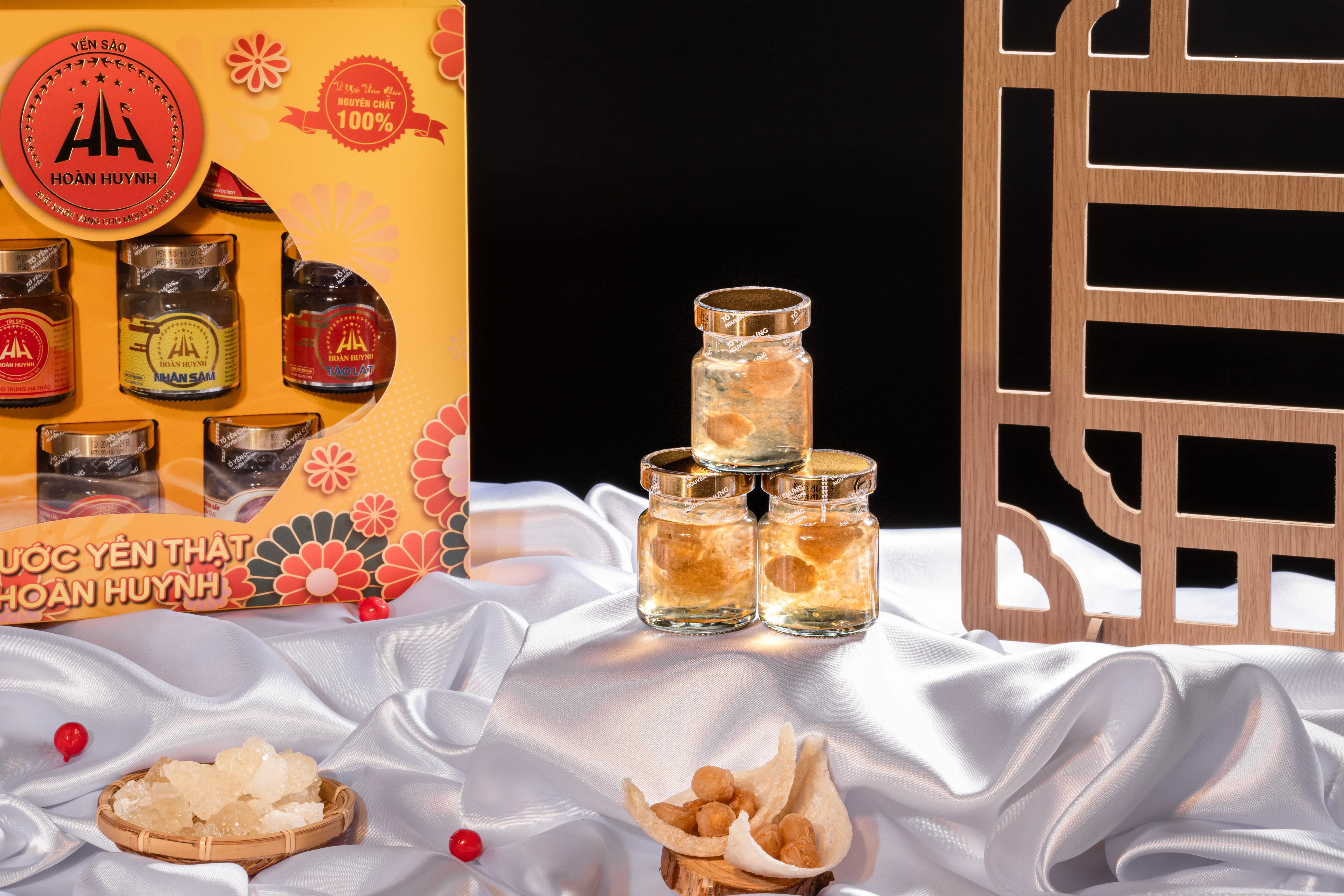 Yến Chưng Long Nhãn